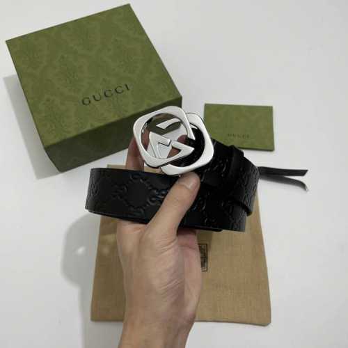 Comes with a full set of boutique gift box packaging. Gucci classic single-laye