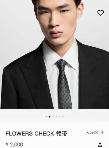 Lv*Louis Vuitton 2025Fw Spring and Summer New Round Neck T-shirt for Outerwear,