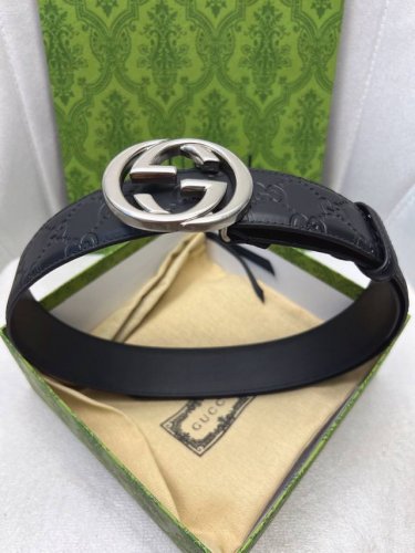 Gucci: Original single-layer cowhide embossed leather upper, lined with top-laye