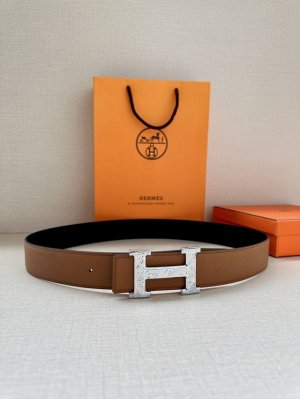 Width: 3.8 Herm