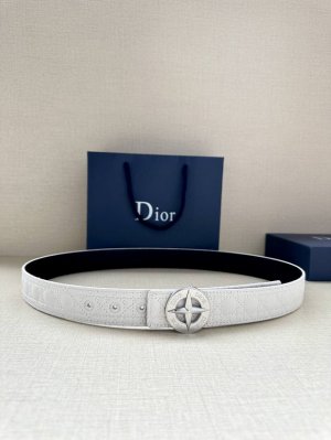 Width 3.5Cm This Dior Charm Belt Buckle Is A New Product In The Summer Men's Ser