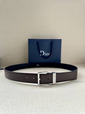 Width: 3.5 Cm This Belt Is Meticulously Crafted From Smooth Brown Cowhide Leathe