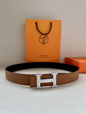 Width: 3.8 Herm