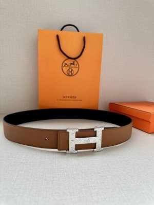Width: 3.8 Herm